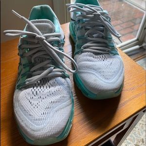 nike air max tennis shoes